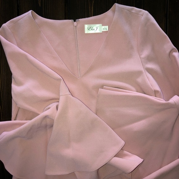 Eliza J Belle Sleeve Dress - Picture 3 of 5